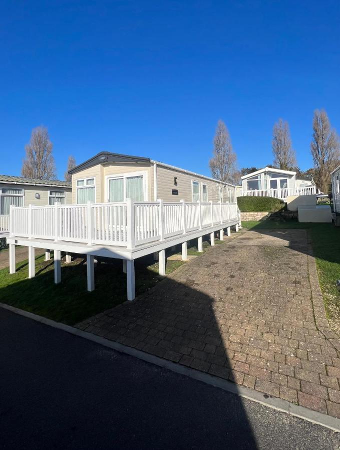 Anchors Rest - Family Caravan - Haven Lytchett Minster Exteriör bild